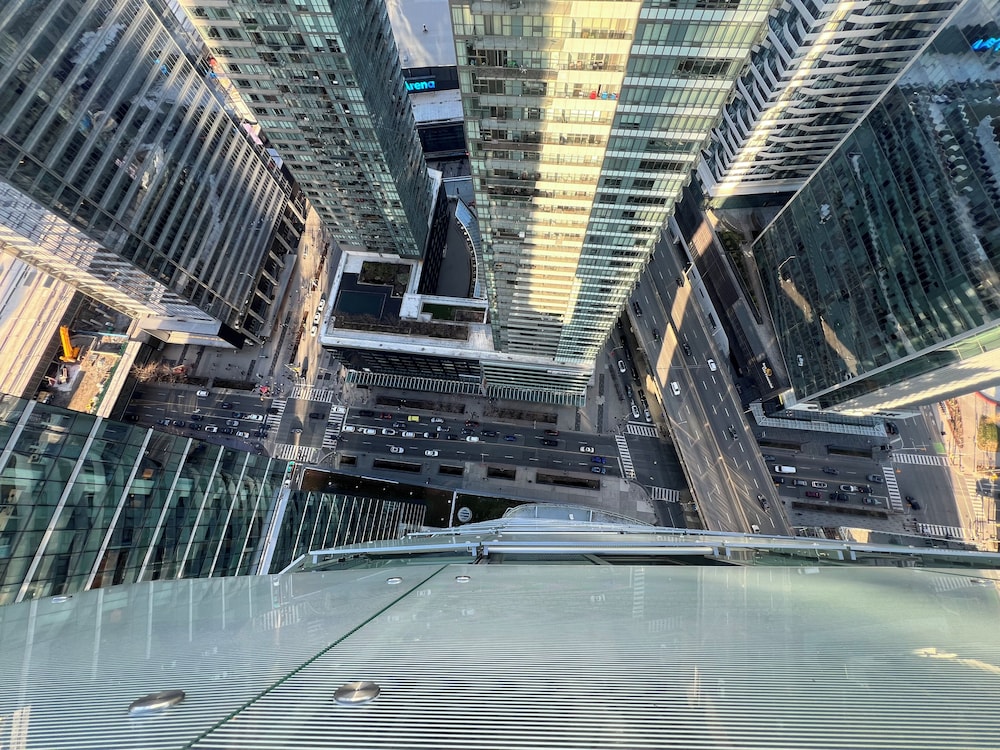 Elite Urban Lodgings