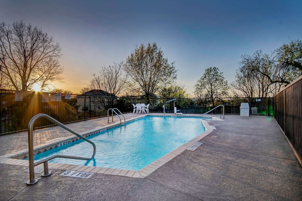 Motel 6 San Antonio, TX - Sea World North