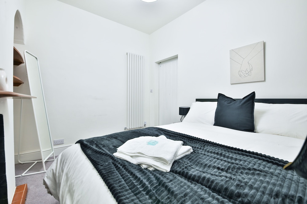 StayRight 3BR House in Pontcanna