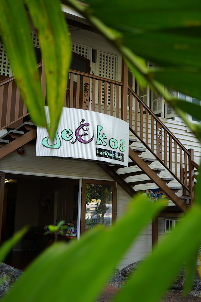 Travellers Paradise Heritage Historical Place - Hostel