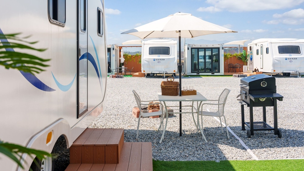 Gangneung Seojeong Camp Caravan