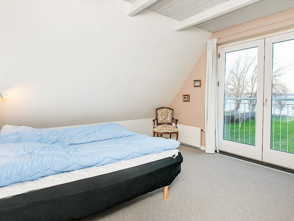 Gorgeous Holiday Home in Syddanmark Near Sea view 2
