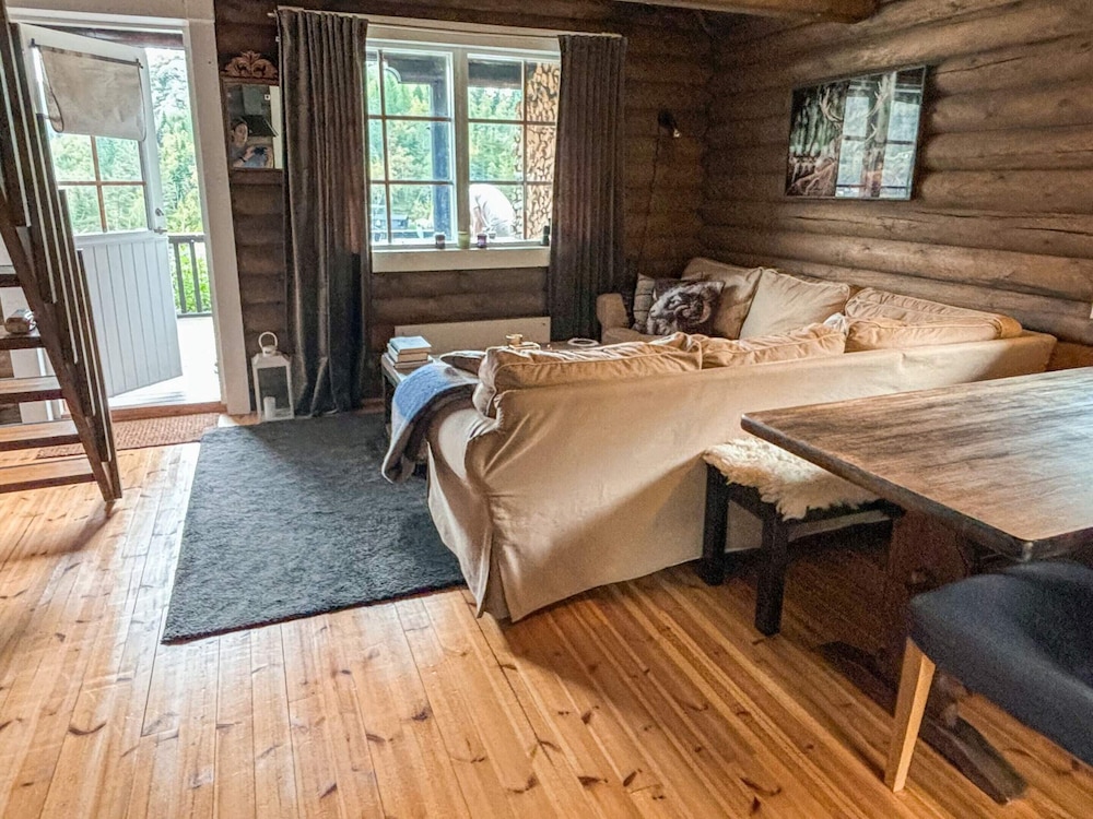6 Person Holiday Home in Tjorhom