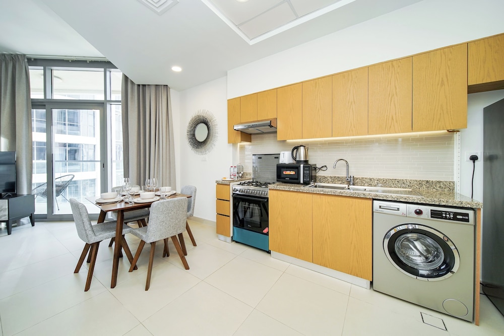 PVH - Burj Khalifa View 1BR - Bellevue 2