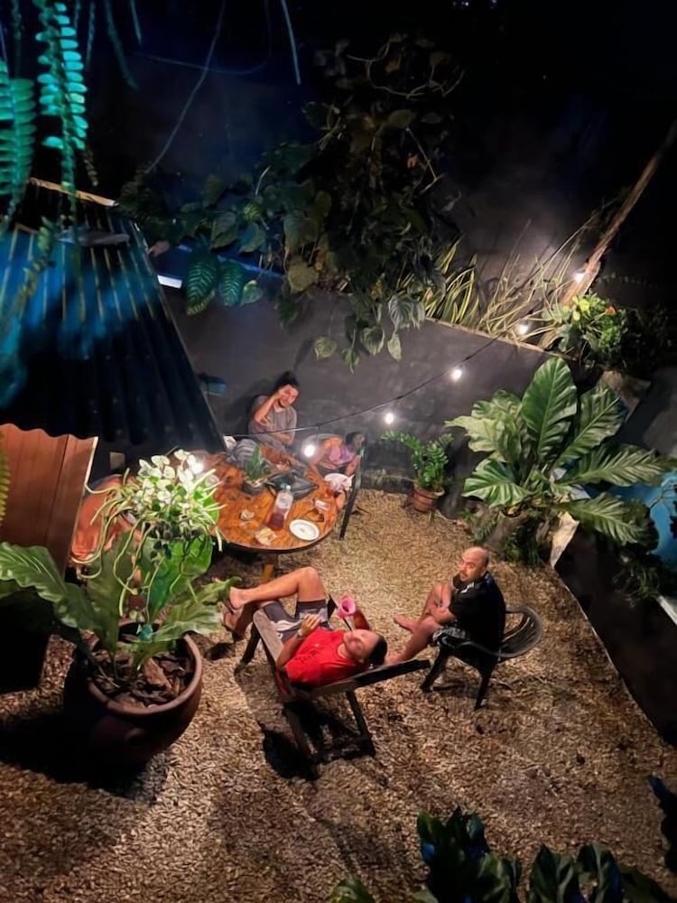 Hostel Pura Vida
