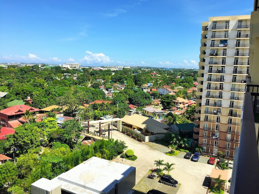 Studio Type Condo in Lapu-lapu City With Private Pool and BBQ Area