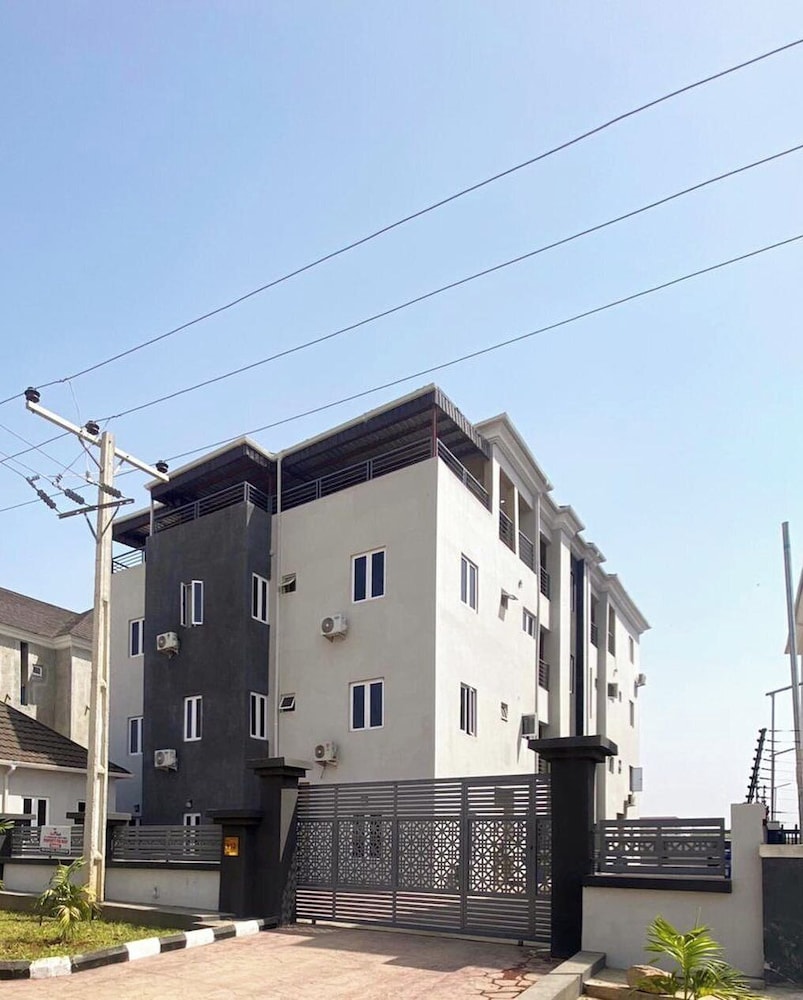 Merryway Apartment