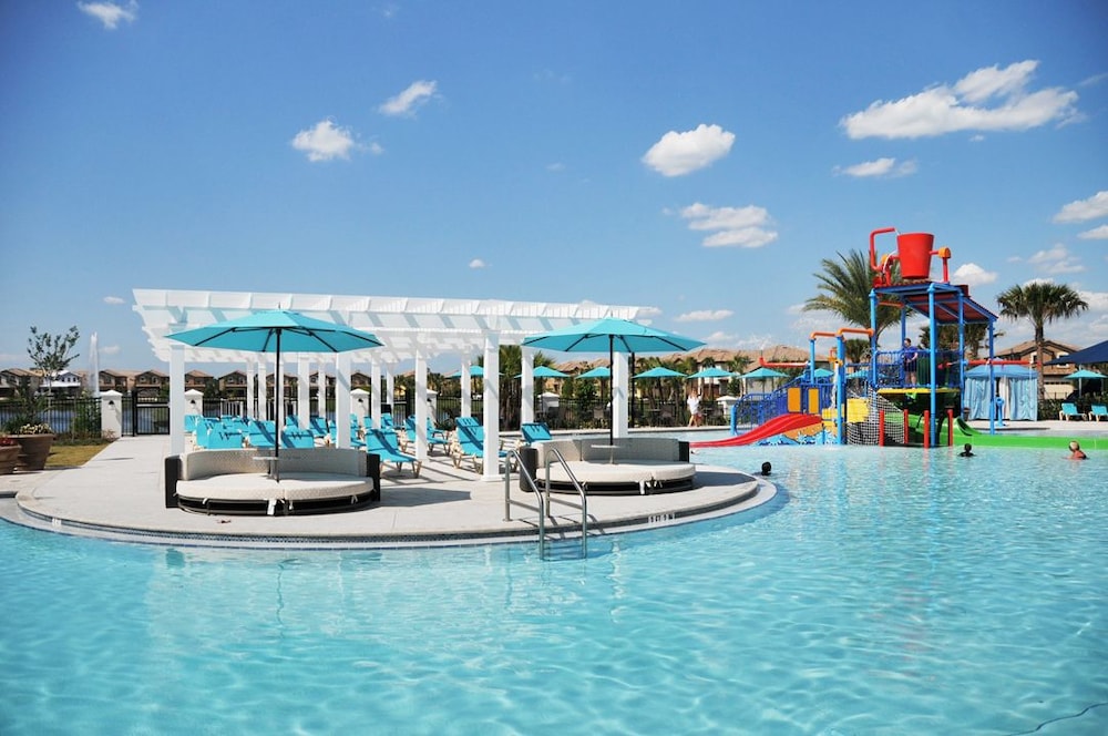 Windsor at Westside #20 - 9 Bedroom Private Pool Villa in Brand New Resort - Image 4