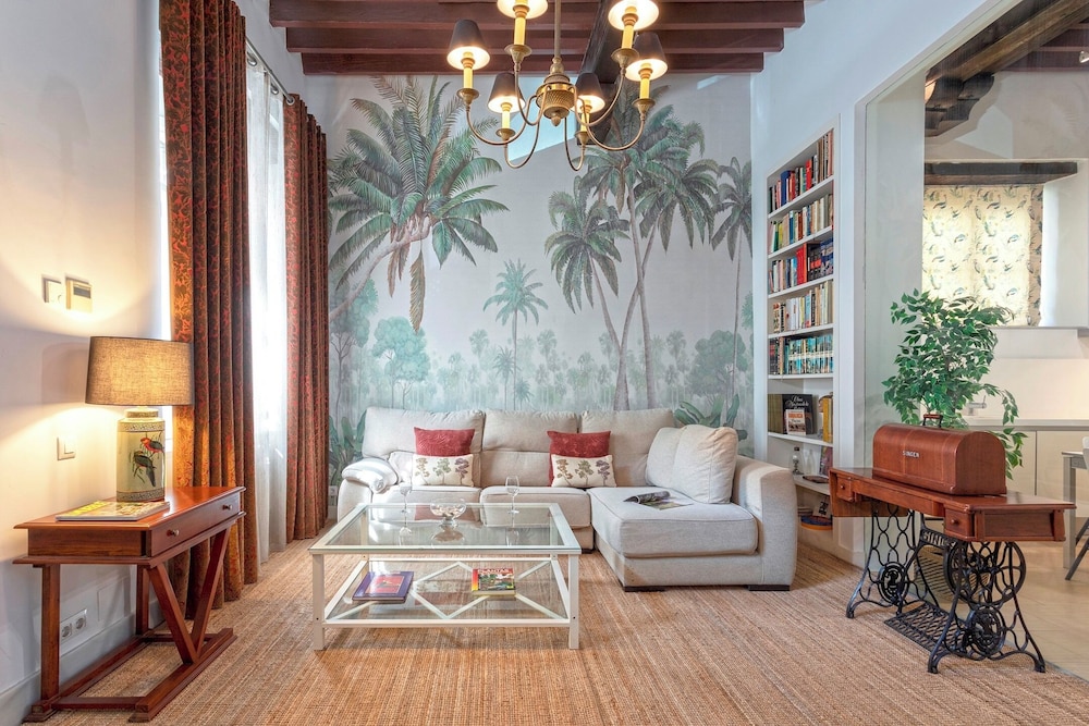 Exclusive House in Seville. Antonia Díaz