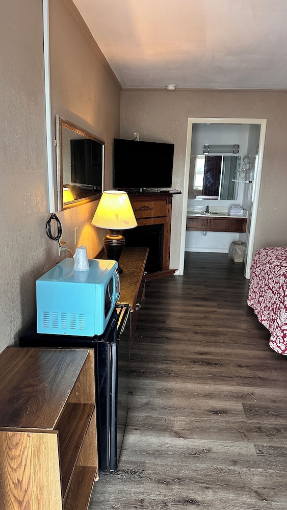 Botkins motel