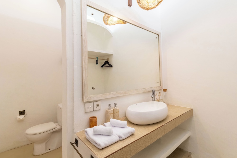 Villa Cocodrilos 2 by Pertama Management