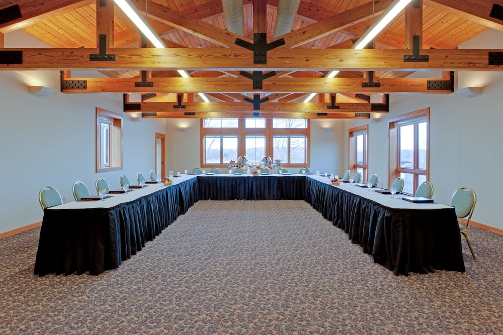 Punderson Manor Lodge and Conference Center