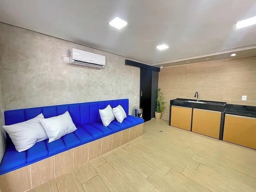 Urban Home Stay - Ramada