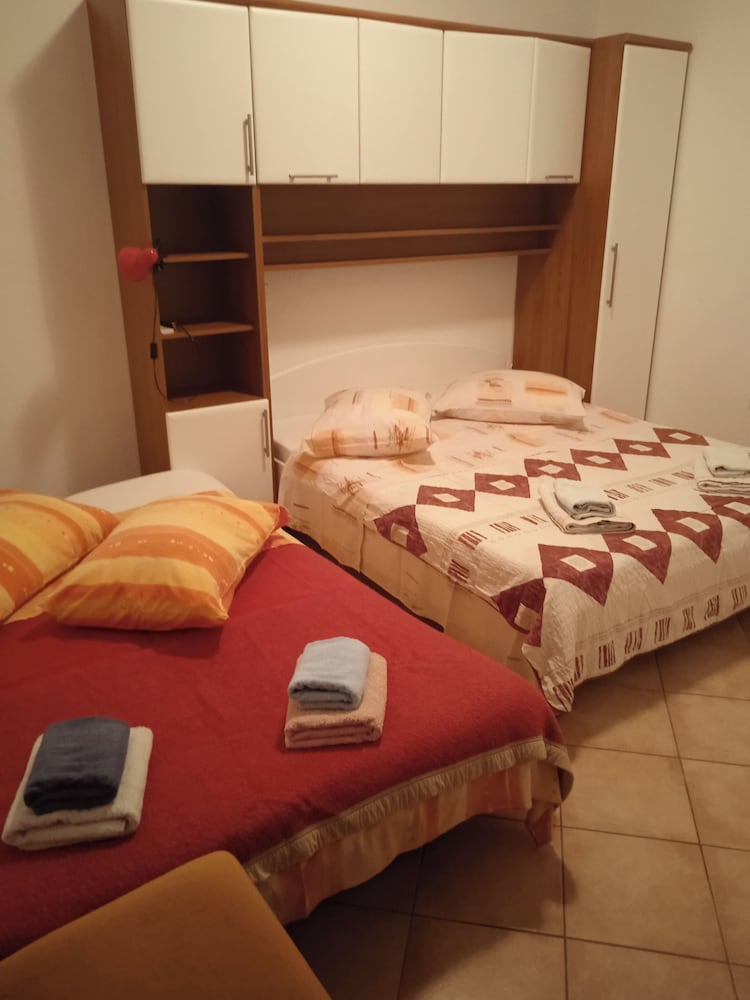 Rab Oasis Retreat - 3 Bedroom Apartment