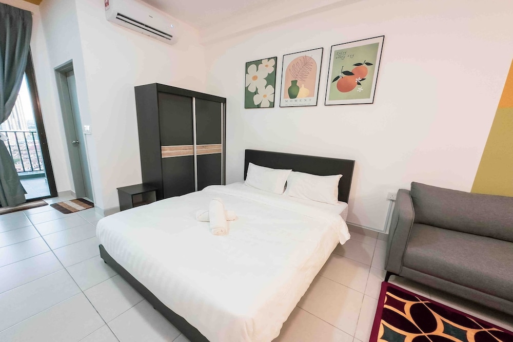 Netizen Cheras Residence by Emily in Town