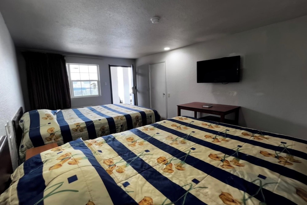 Deluxe Inn Motel By Oyo Grand Prairie Interstate 30