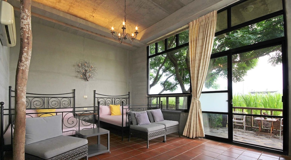 Sunrise Villa