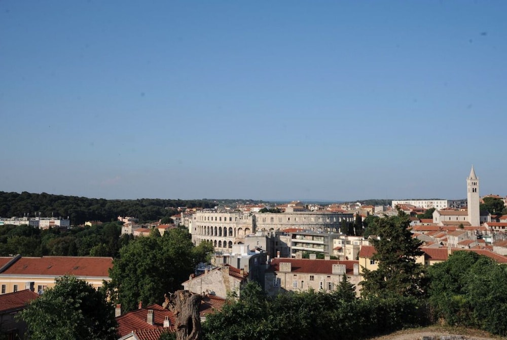 Apartment Ljubica for two People view 2