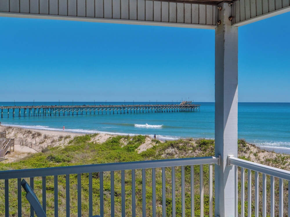 Shore Therapy by Topsail Realty