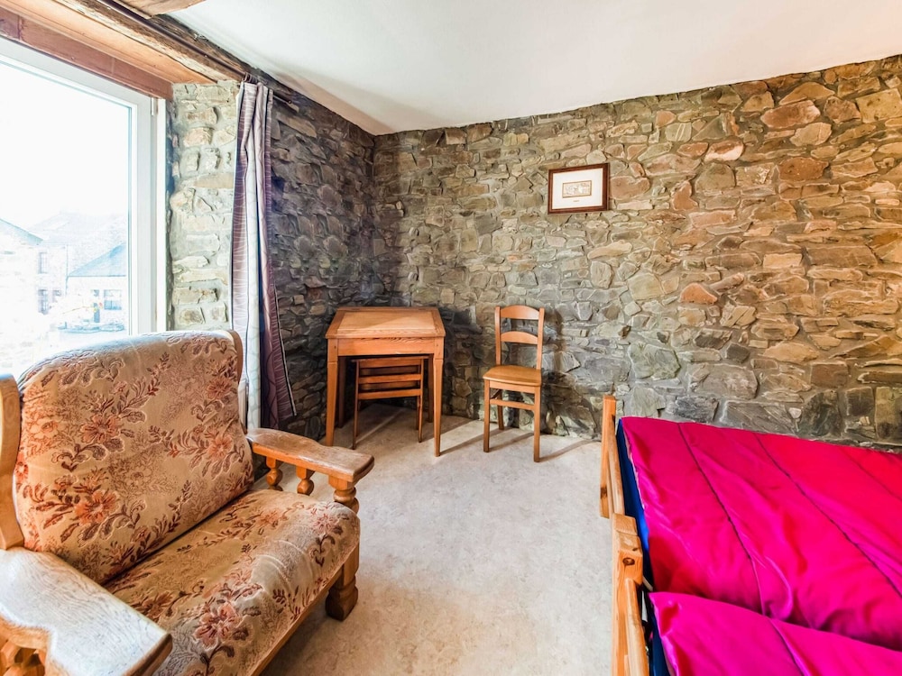 Forestside Escape for 15 Guests view 2
