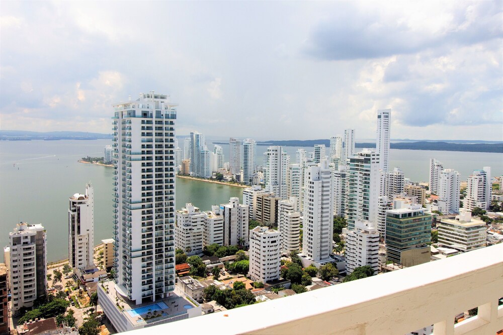 Apartamentos Bocagrande - Vista al Mar
