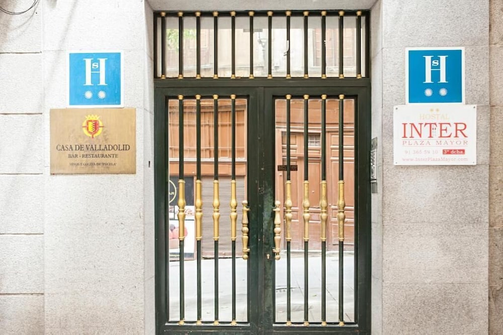 INTER Plaza Mayor - Auto Check-in