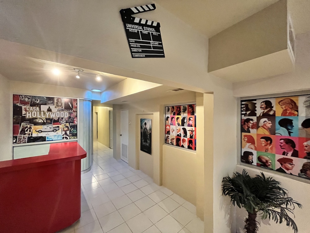 Corpus Christi Vacations - CASA HOLLYWOOD - Property Image 1