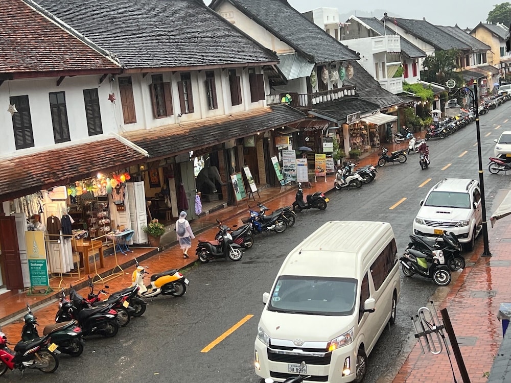 Luang Prabang Bakery & Guest House