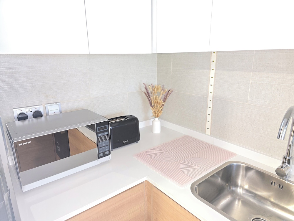 LUXURY MOON 2BHK AP.
