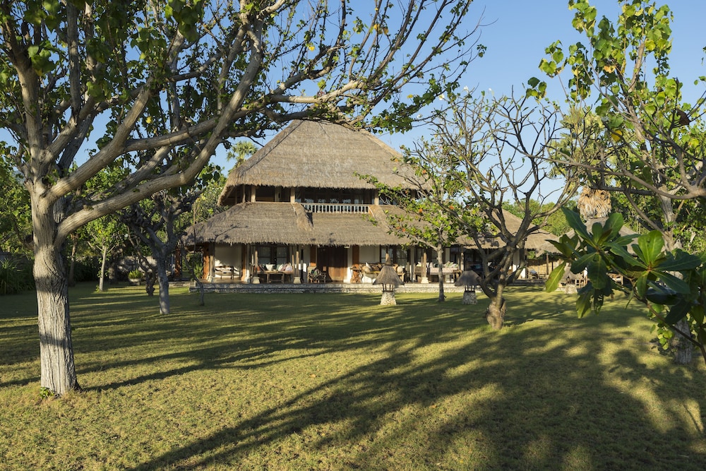 Puri Ganesha Villas