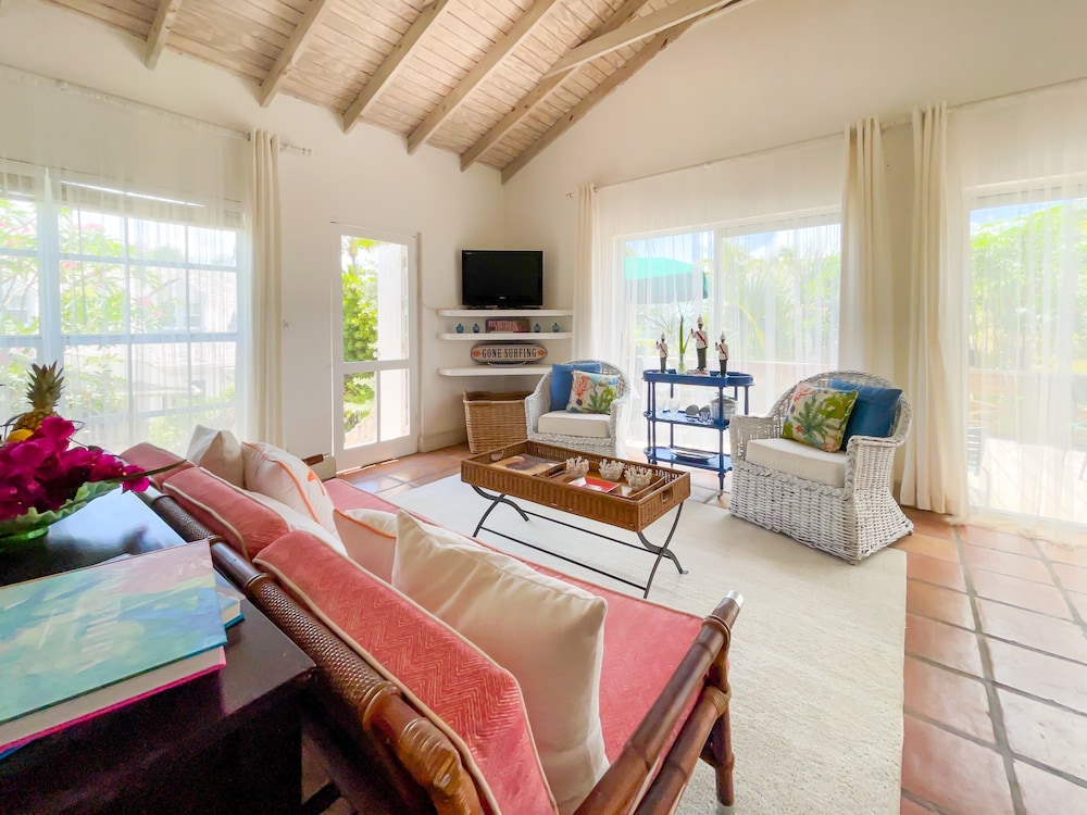 Folly Guest House 2 Bedroom Cottage - Property Image 16