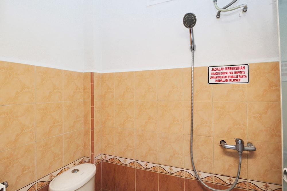 Serena Anggrek Hotel