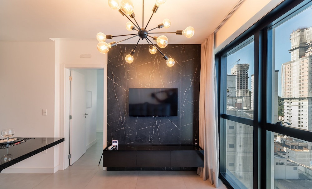 MHF II Apts Variados em Prédio com Vista para o Mar em Itapema