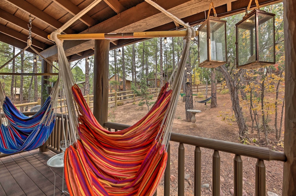 Pet-friendly Show Low Cabin w/ Trail Access!