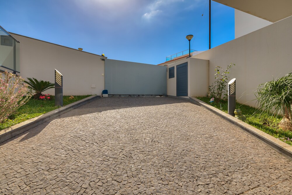 Shepard Villa view 4