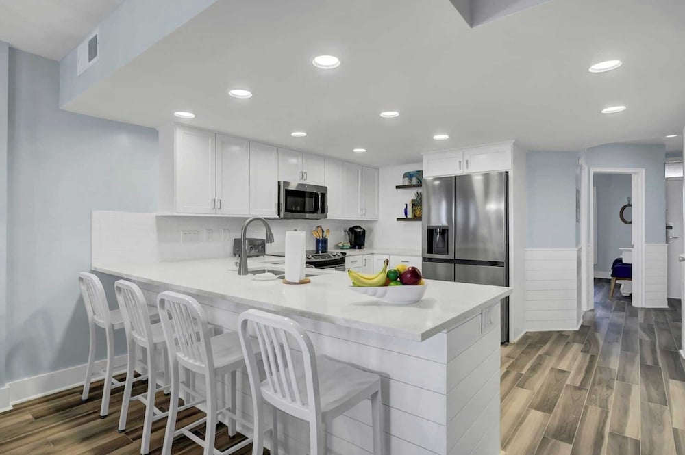 423 C Shipwatch by Avantstay Ocean Views Community Pool Close to Beach