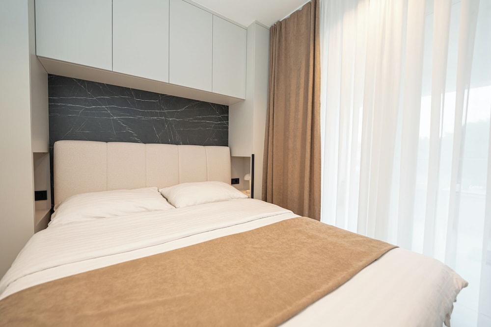 Break penthouse -three bedroom apartment