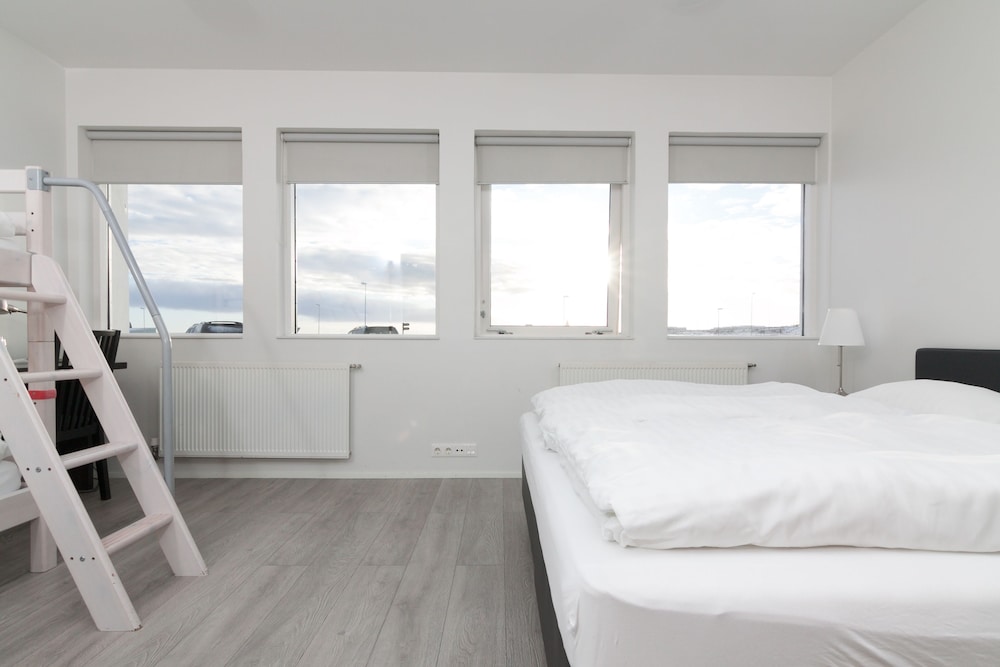 Kef Guesthouse by Keflavík airport