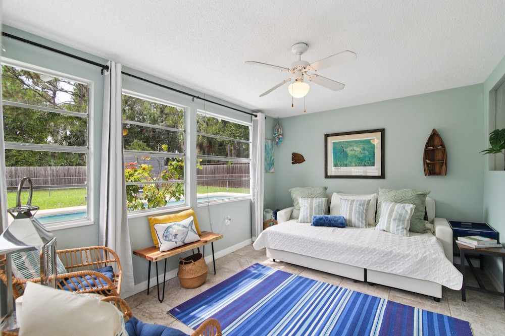 Crystal Blue Haven 3 Bedroom Cottage