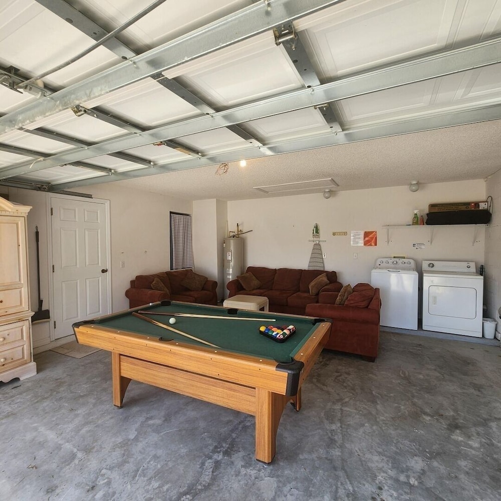 LKB4705AW 4 Bedroom villa in Lake Berkley 4 Home