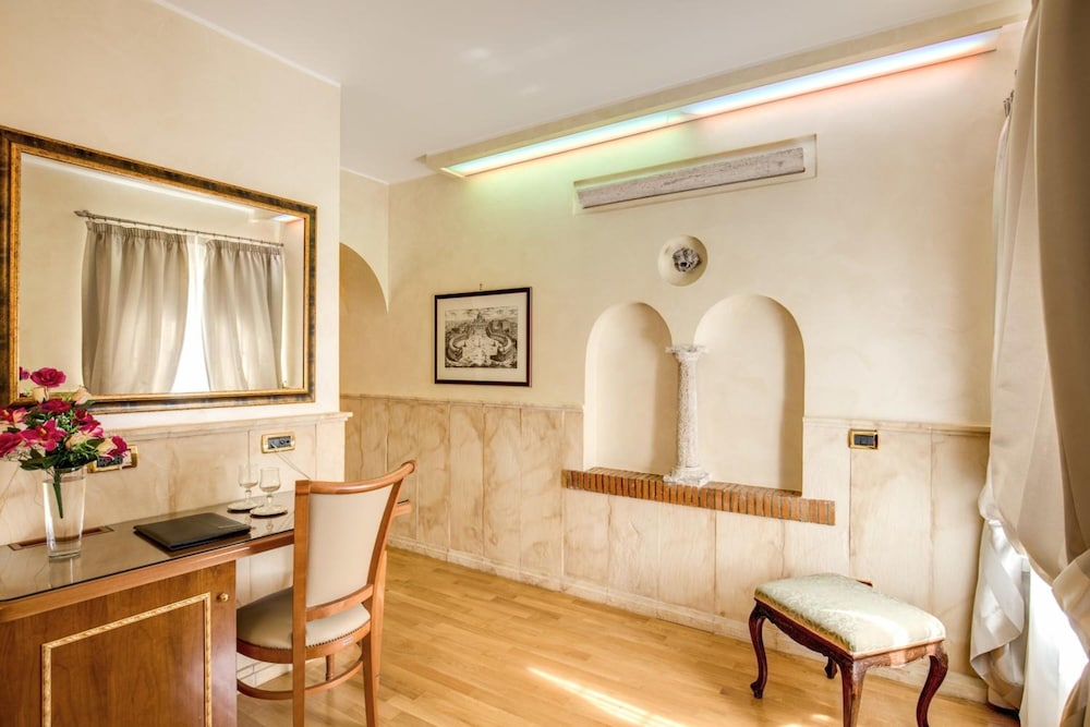 Pantheon Rooms