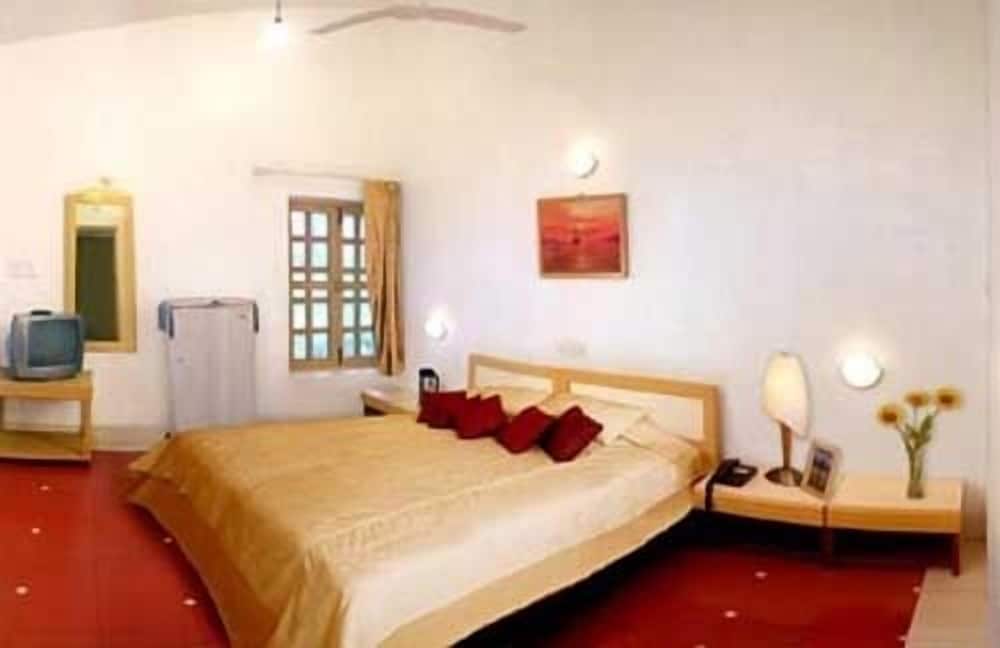 Golden Swan Beach Resort