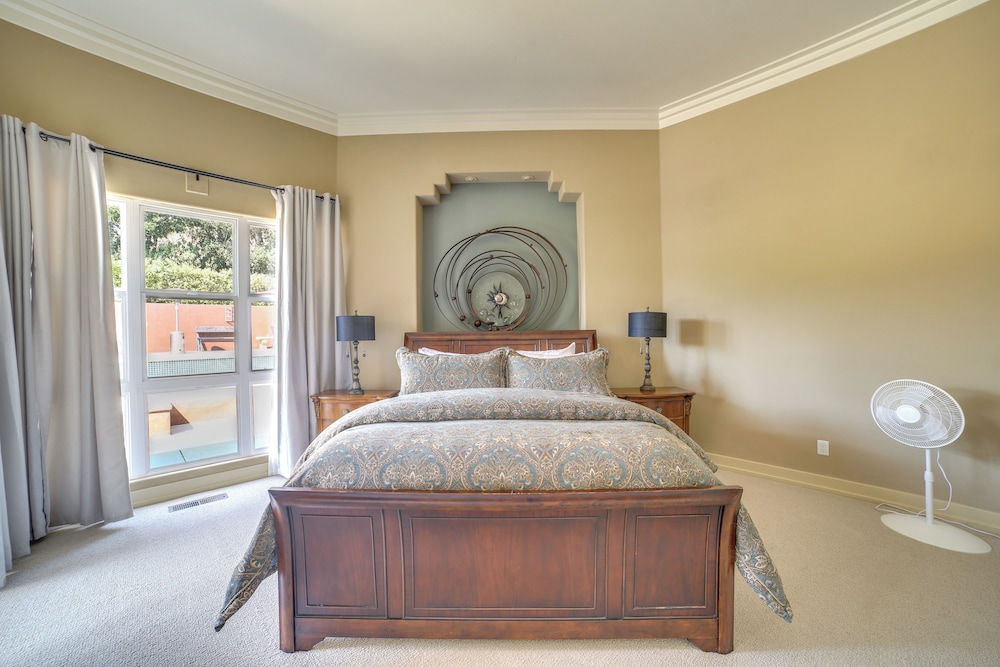 Chic California Escape w/ Pool, Hot Tub & Patio! view 5