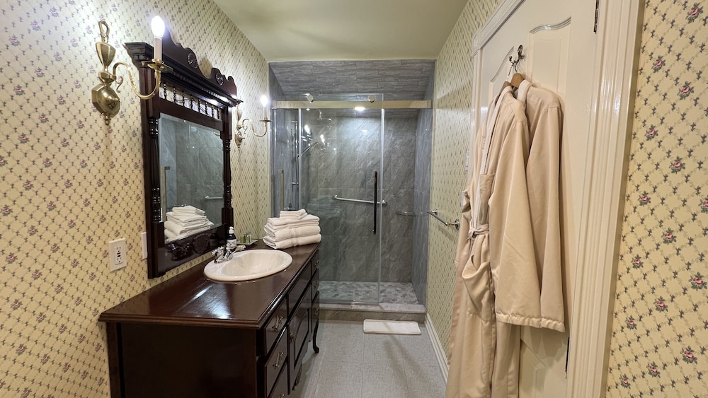Bedham Hall Bed & Breakfast