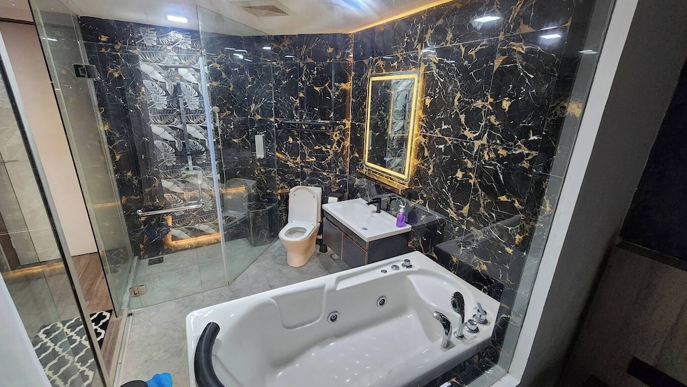 Désir Lustful KL #jacuzzi #nflx #prjscn120