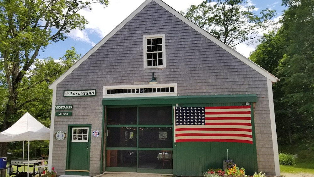 The Farmstand Bed & Breakfast