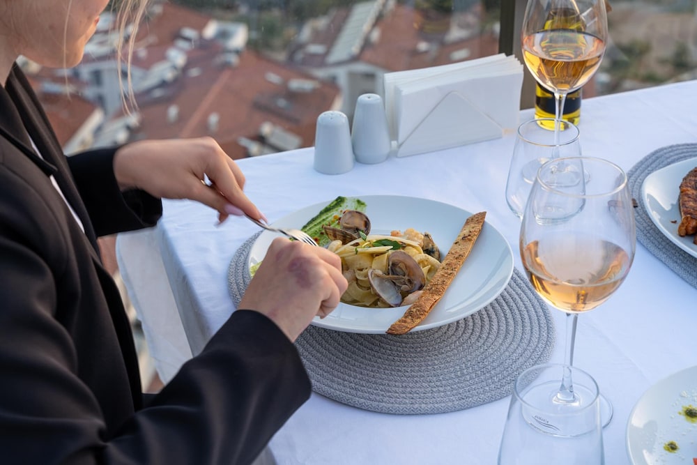 Un Amor Otel (+16) - Image 79