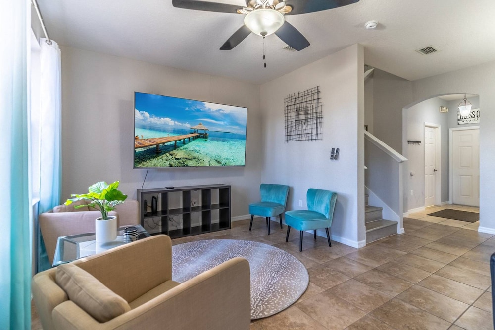 236 Regal Palms