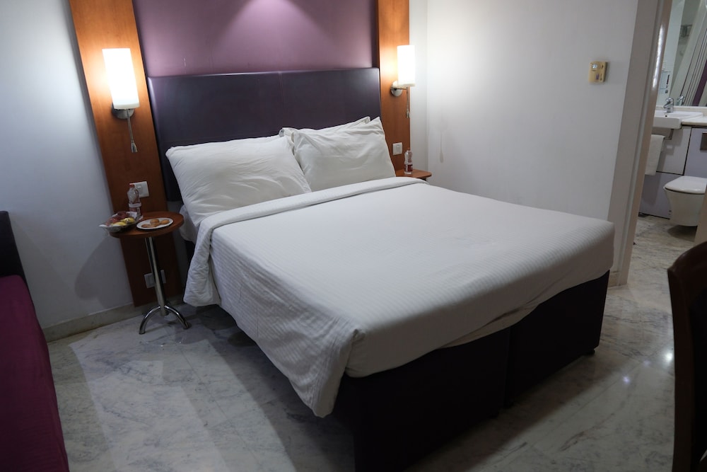 DEVENTURE HOTEL