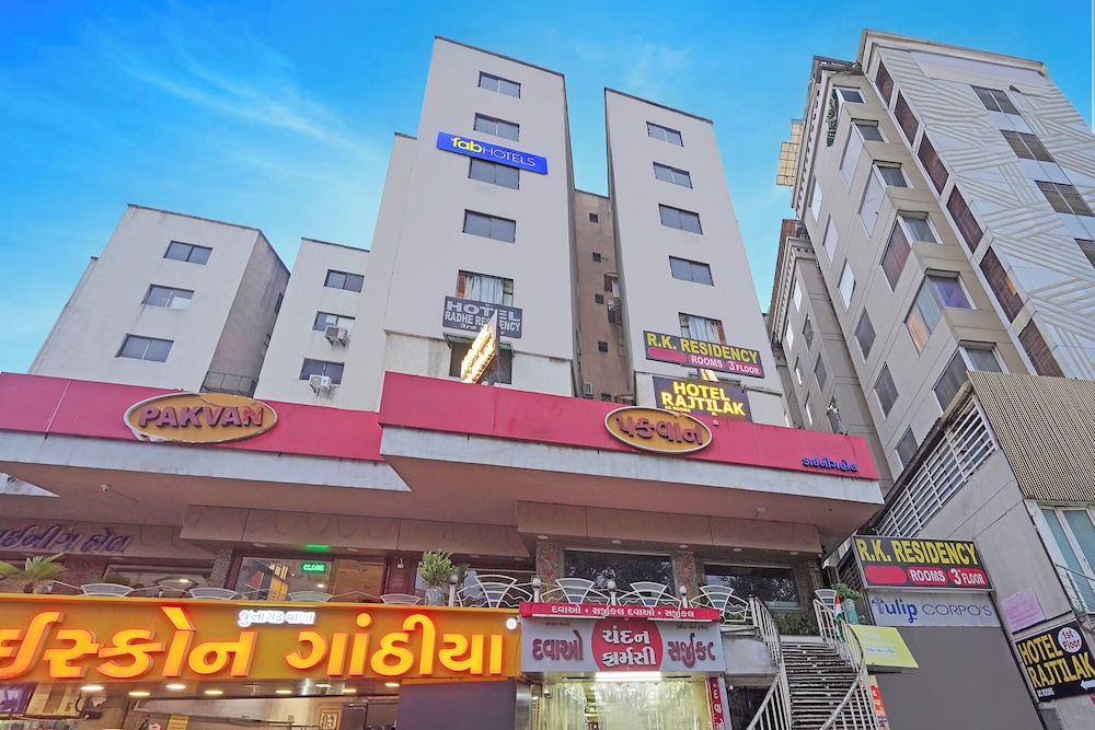 Fabhotel Rajtilak